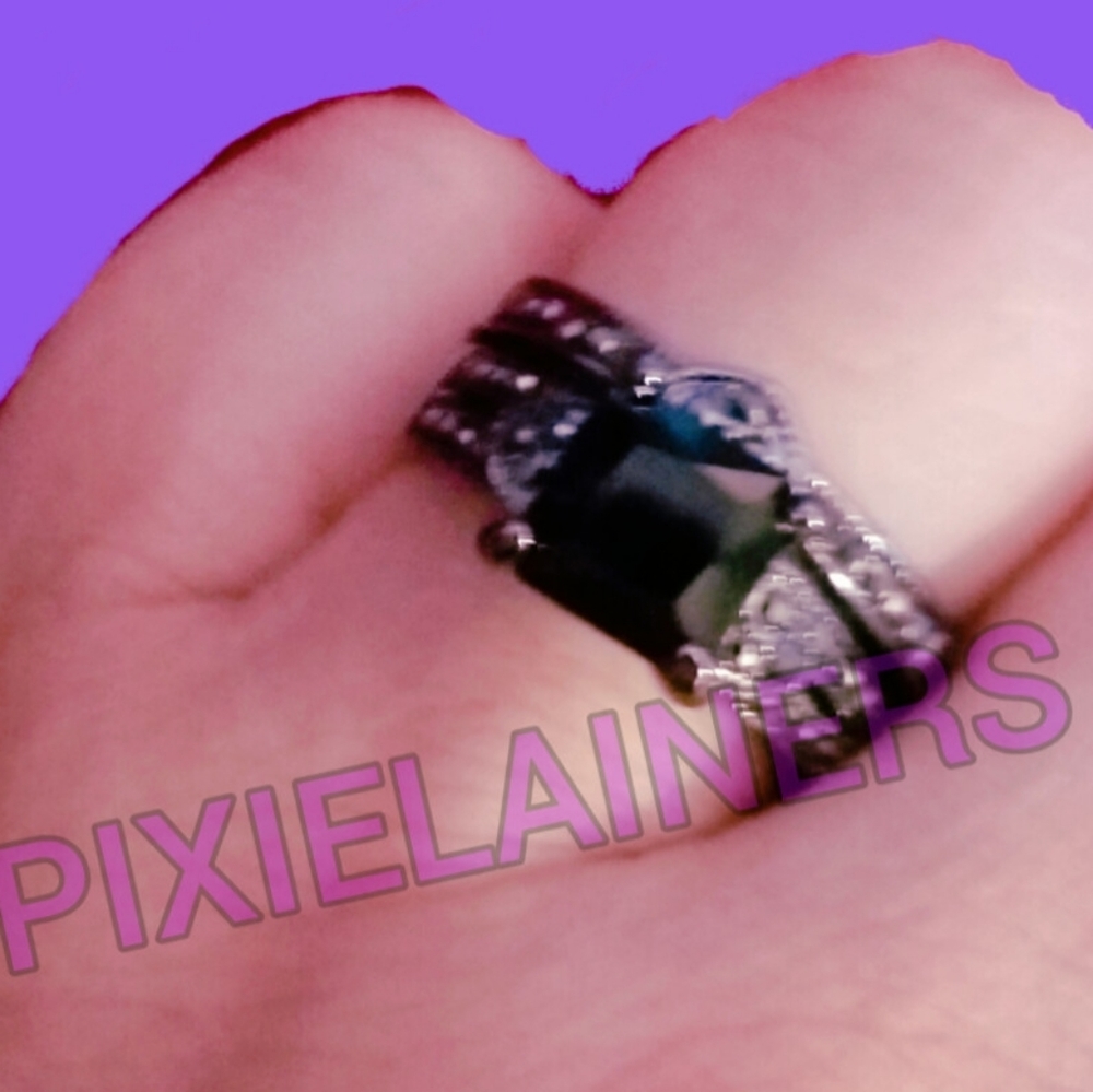 BNWT Black Stone in Silver tone setting. Two rings